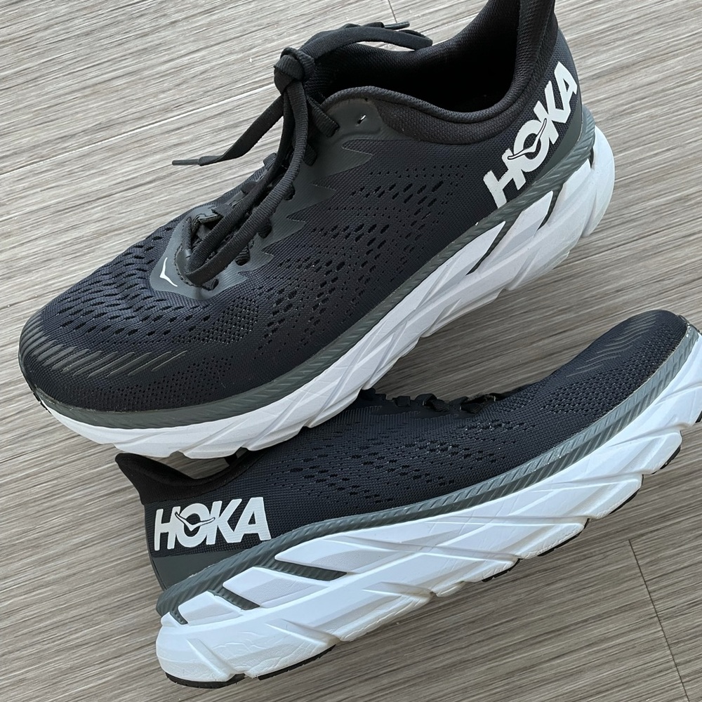 HOKA Clifton 7
